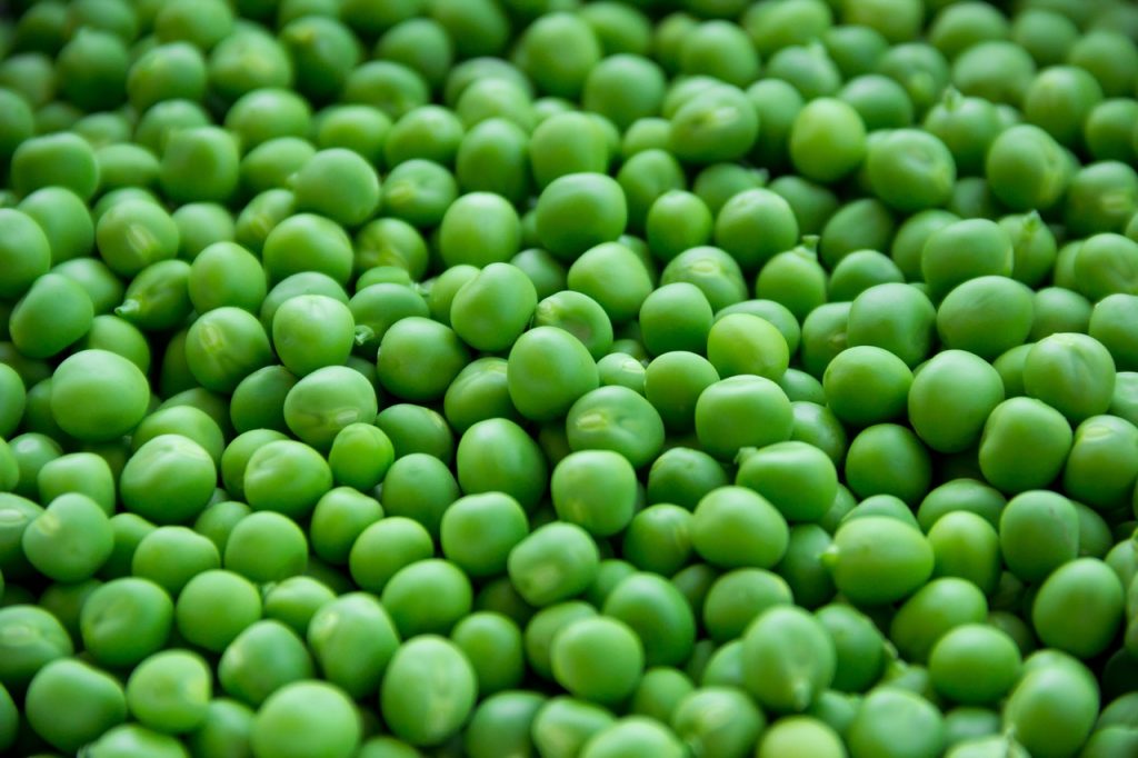 peas, vegetables, green-1205673.jpg